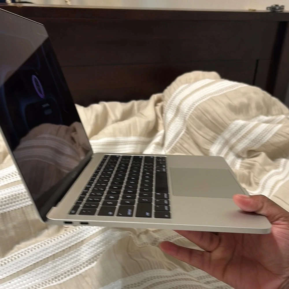 Apple Silver MacBook Pro with Backlit Keyboard and Touchpad